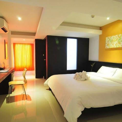 @24Boutique Hotel Nakhon Si Thammarat Bagian luar foto