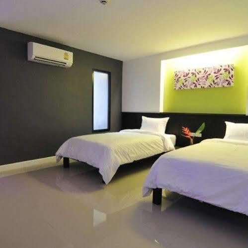 @24Boutique Hotel Nakhon Si Thammarat Bagian luar foto